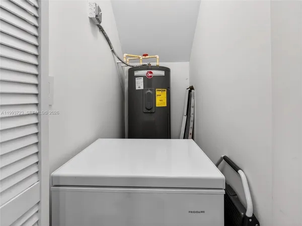 $805,000 | 7159 Northwest 102nd Place, Doral, FL 33178