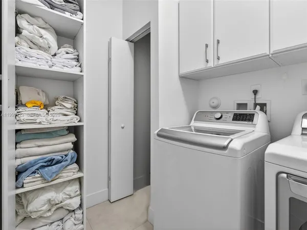 $805,000 | 7159 Northwest 102nd Place, Doral, FL 33178