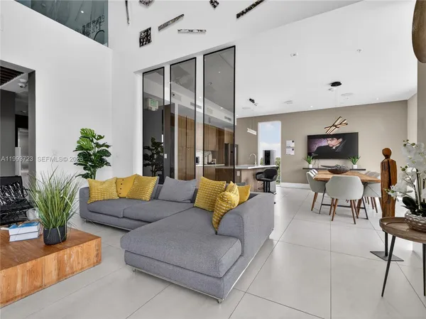 $805,000 | 7159 Northwest 102nd Place, Doral, FL 33178