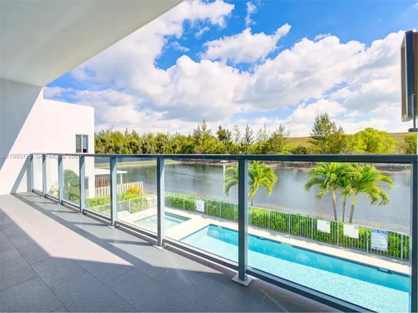$805,000 | 7159 Northwest 102nd Place, Doral, FL 33178