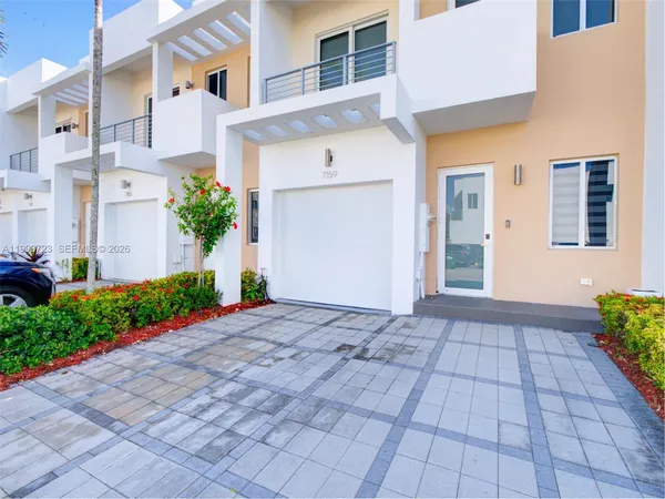 $805,000 | 7159 Northwest 102nd Place, Doral, FL 33178