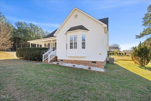 $310,000 | 23 Fogleglen Drive, Clayton, NC 27520