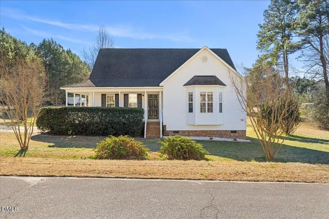 $310,000 | 23 Fogleglen Drive, Clayton, NC 27520