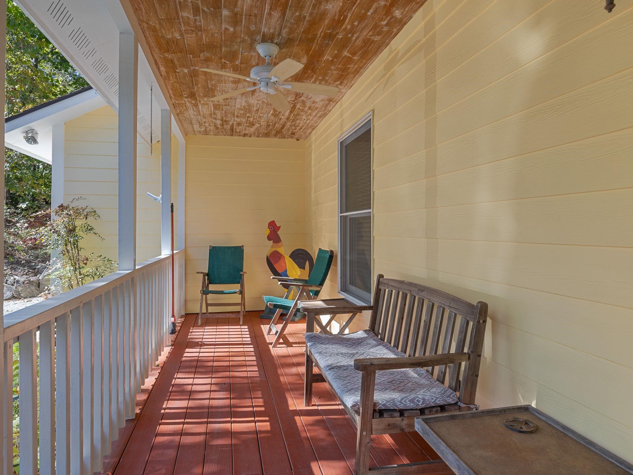 160 Caledonia Road Landrum, SC 29356 - Photo 4 of 49