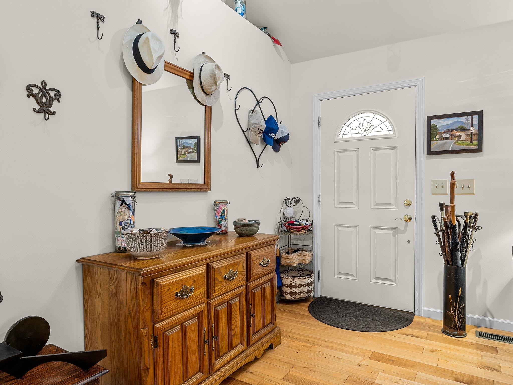 160 Caledonia Road Landrum, SC 29356 - Photo 5 of 49