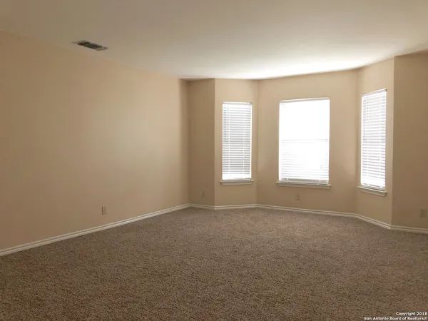 $2,450 | 3311 Outrider, San Antonio, TX 78247