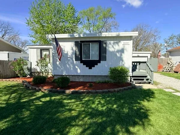 $152,900 | 3634 Sangamon Street, Steger, IL 60475