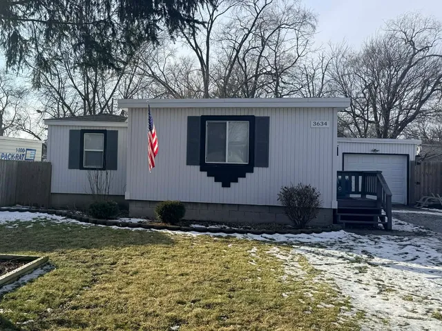 $172,900 | 3634 Sangamon Street, Steger, IL 60475