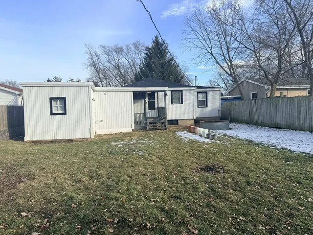 $167,900 | 3634 Sangamon Street, Steger, IL 60475