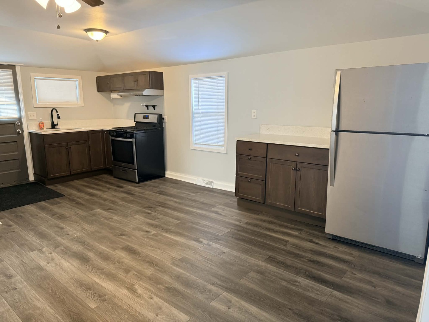 3634 Sangamon Street Steger, IL 60475 - Photo 4 of 15