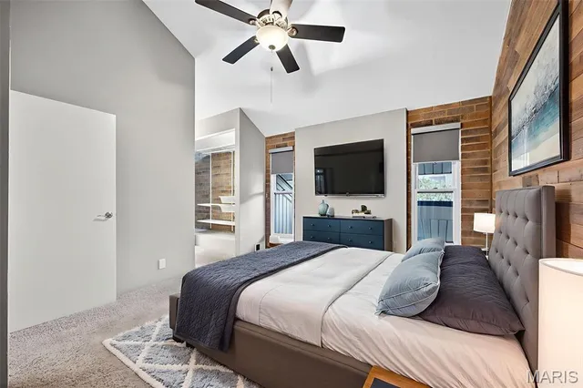 $200,000 | 670 Coeur De Royale Drive, Unit C, Creve Coeur, MO 63141