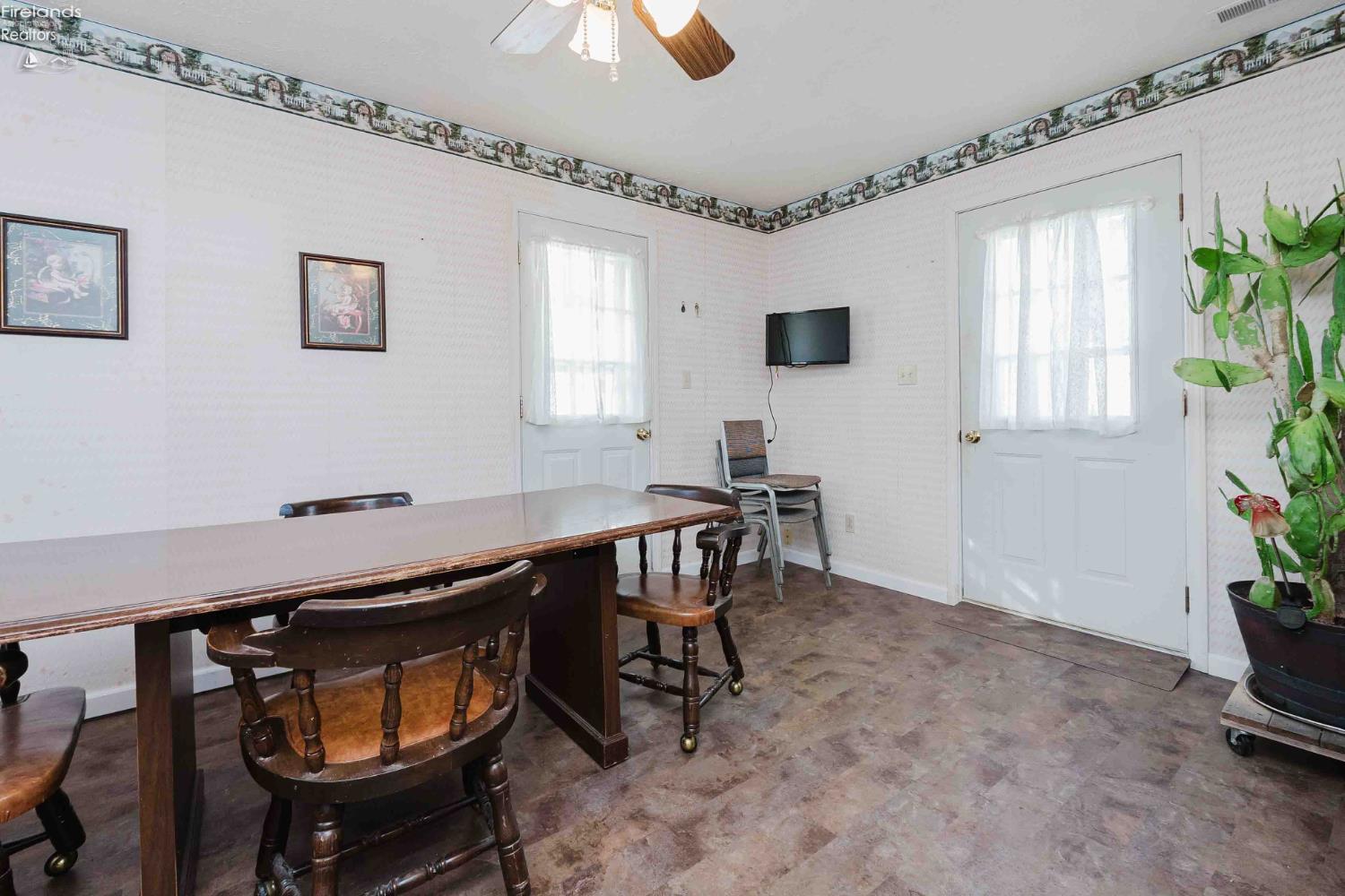 520 Everett Road Fremont, OH 43420 - Photo 25 of 36 Gallery Image 25