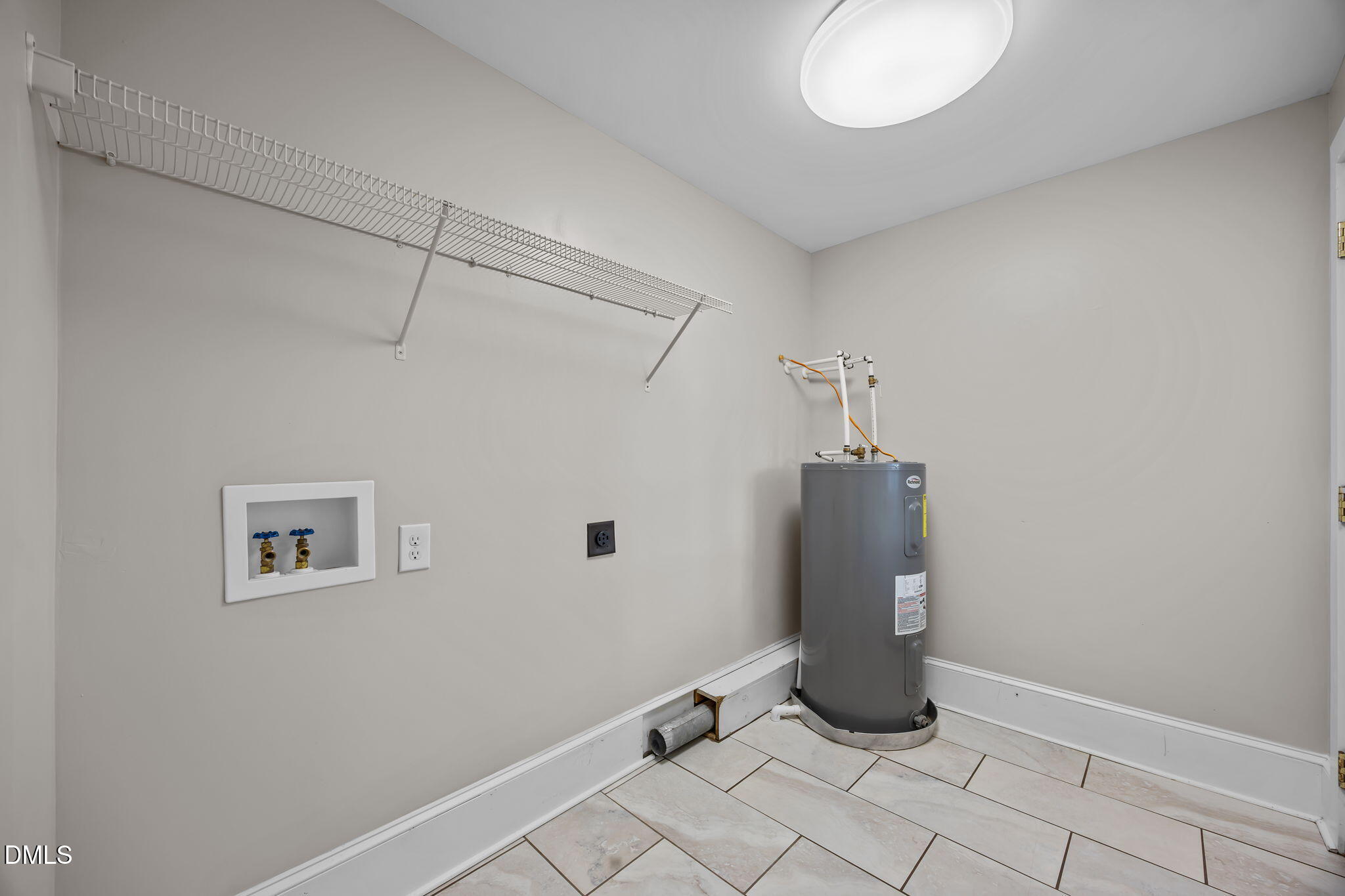 5869 Deans Street Bailey, NC 27807 - Photo 31 of 62 a room with a table and a mirror