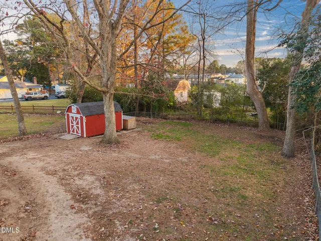 a view of a lake in middle of the town
