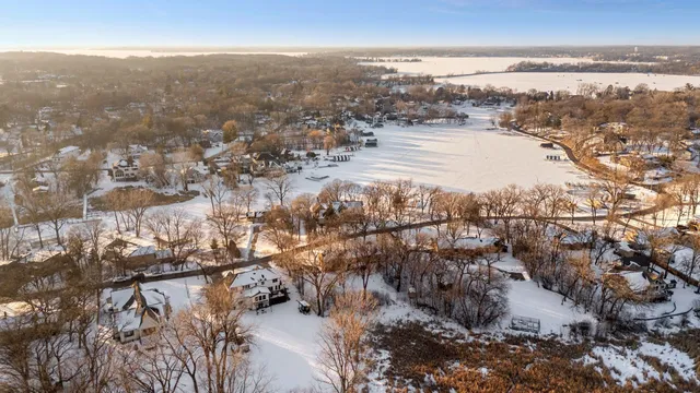 $2,995,000 | 3141 Fairchild Avenue, Wayzata, MN 55391