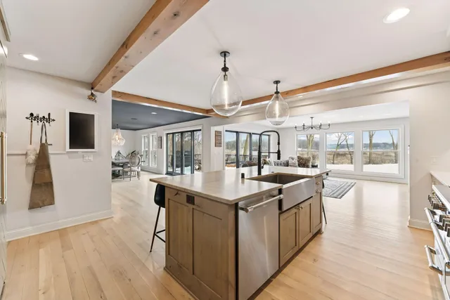 $2,995,000 | 3141 Fairchild Avenue, Wayzata, MN 55391