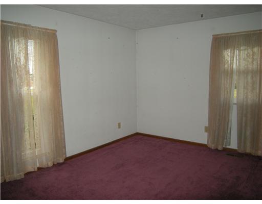 4843 East County Line Road Springfield, OH 45502 - Photo 9 of 25