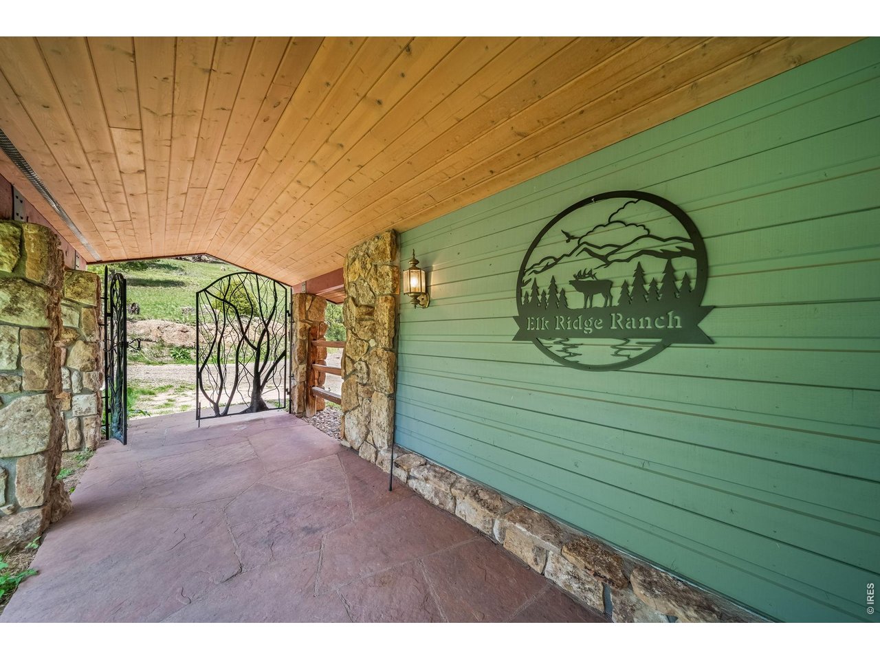 1692 Kiowa Road Lyons, CO 80540 - Photo 6 of 50
