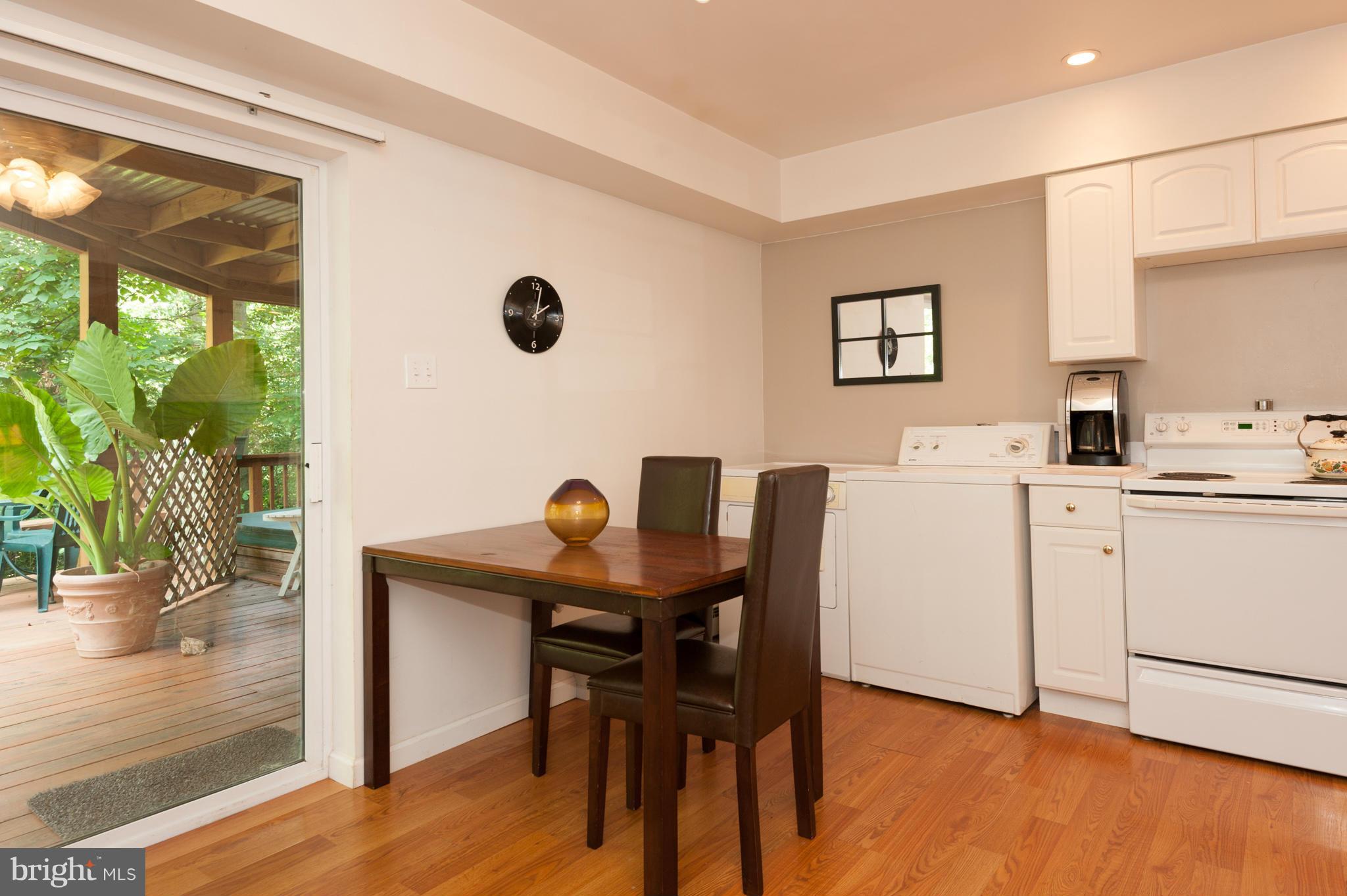 1010 Old Bay Ridge Road Annapolis, MD 21403 - Photo 23 of 30 Kitchen