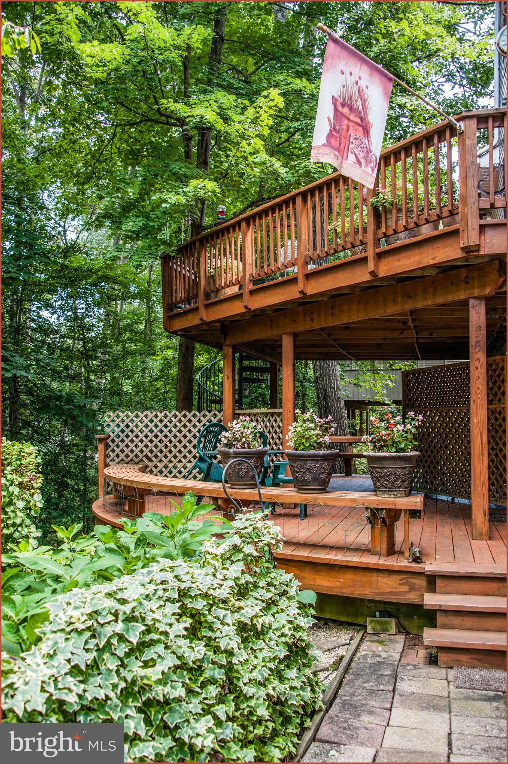 1010 Old Bay Ridge Road Annapolis, MD 21403 - Photo 26 of 30 Exterior (Rear)