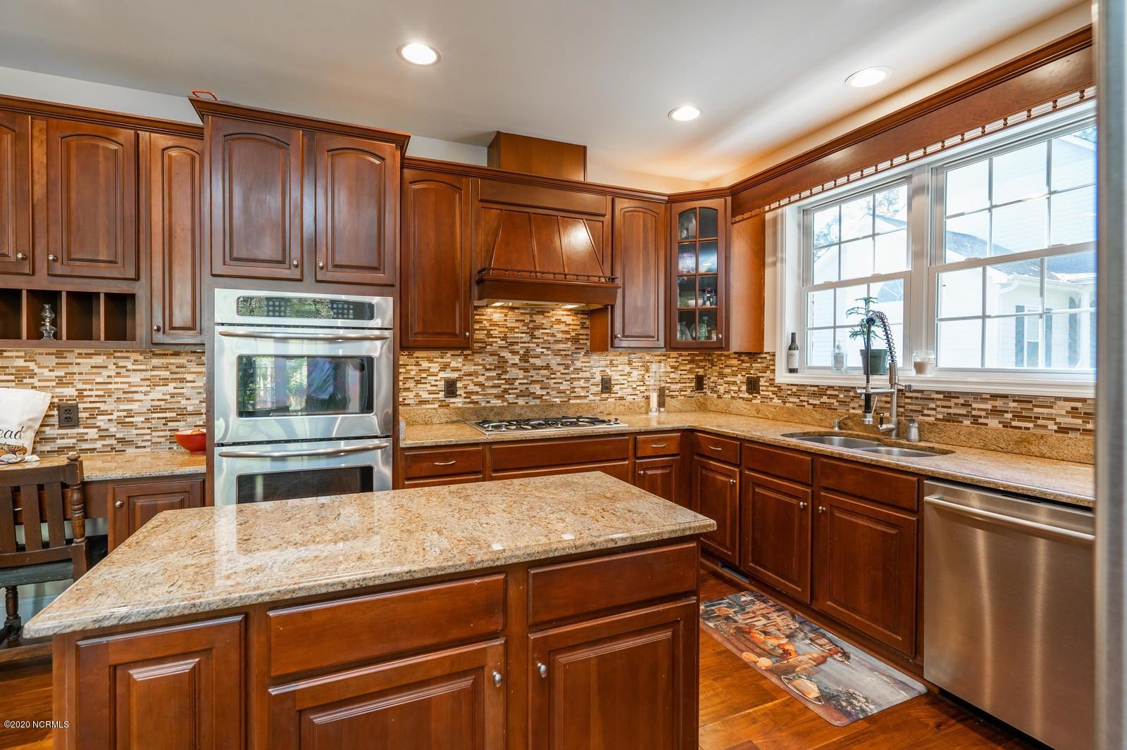110 Canvasback Point Hampstead, NC 28443 - Photo 23 of 85 36_110CanvasbackPoint36_mls