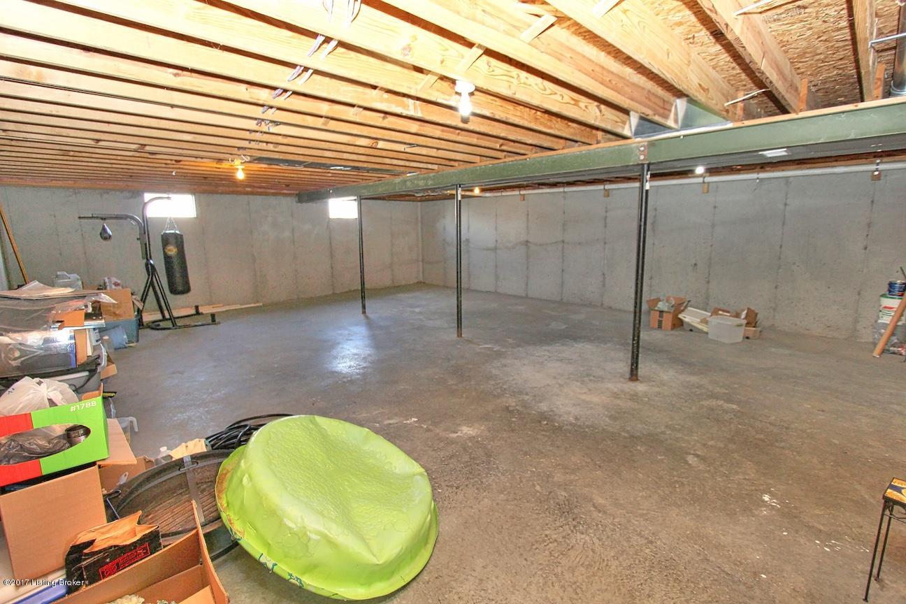 3839 Zoneton Road Shepherdsville, KY 40165 - Photo 25 of 33 3839 Zoneton Rd home for sale 25
