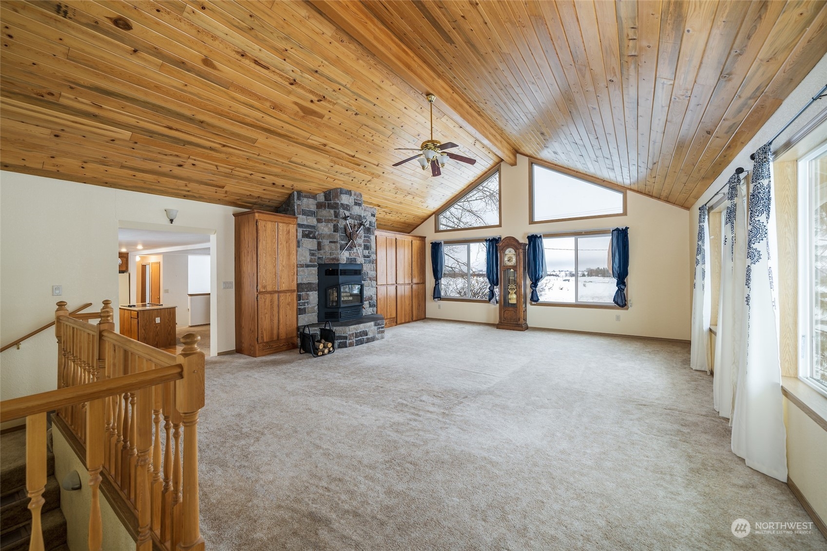 141 Johnson Creek Road Omak, WA 98841 - Photo 25 of 40 a view of livingroom with furniture