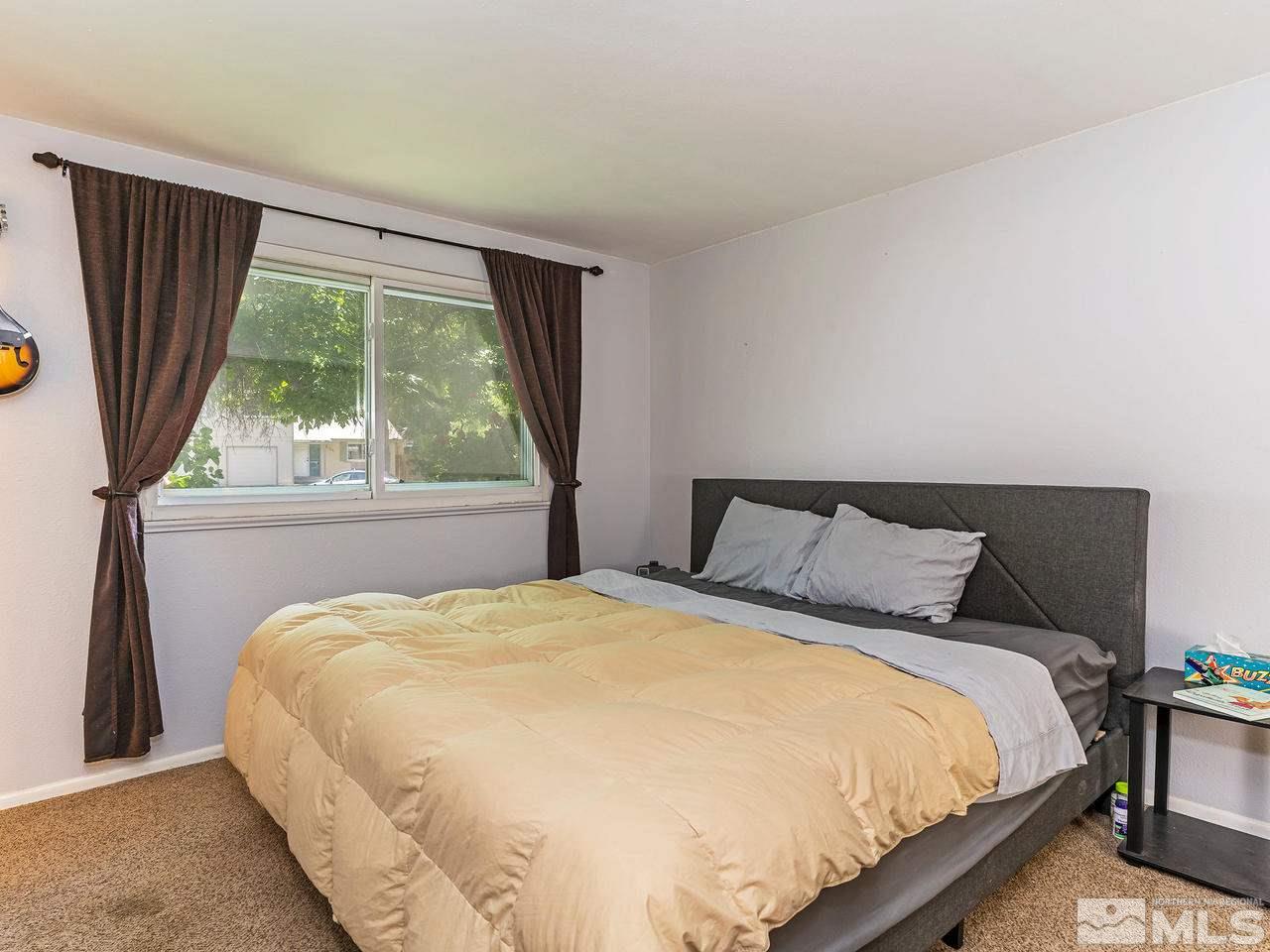 7285 Stonehouse Circle Reno, NV 89511 - Photo 9 of 16 Photo 9