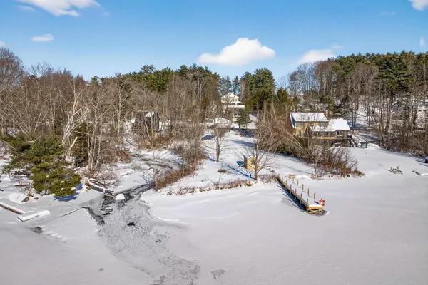 $950,000 | 84 Gov Wentworth Highway, Tuftonboro, NH 03853