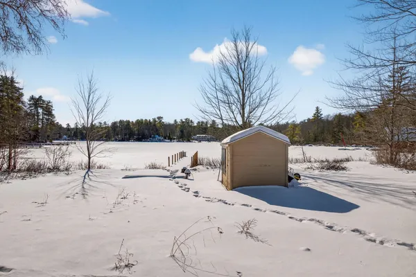$950,000 | 84 Gov Wentworth Highway, Tuftonboro, NH 03853
