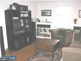 337 Derwyn Road Lansdowne, PA 19050 - Photo 4 of 9 Gallery Image 4