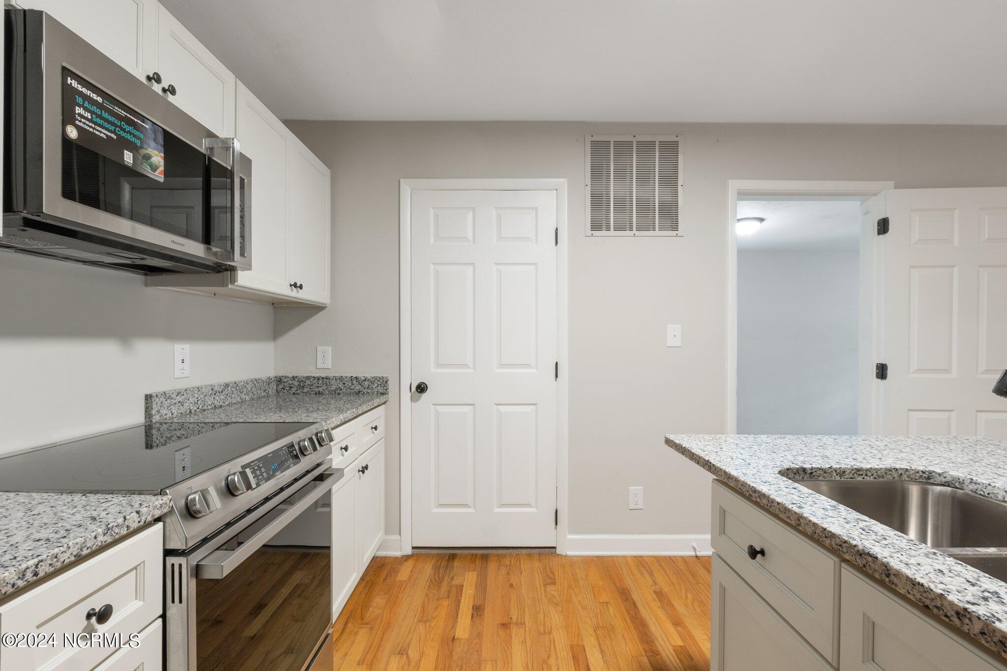 852 North May Street Southern Pines, NC 28387 - Photo 11 of 24 15-web-or-mls-DSC02194