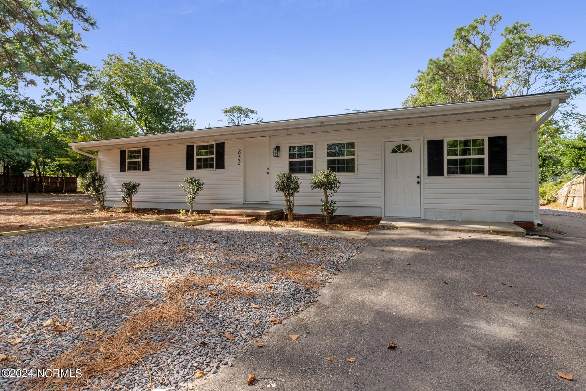 852 North May Street Southern Pines, NC 28387 - Photo 4 of 24 6-web-or-mls-DSC02179