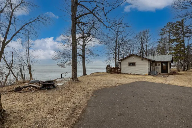 $474,999 | 46193 State Highway 47, Isle, MN 56342