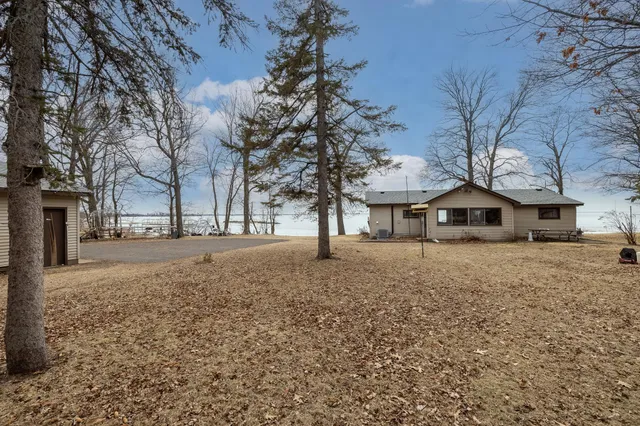 $474,999 | 46193 State Highway 47, Isle, MN 56342