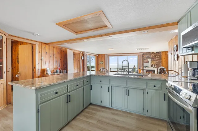 $474,999 | 46193 State Highway 47, Isle, MN 56342