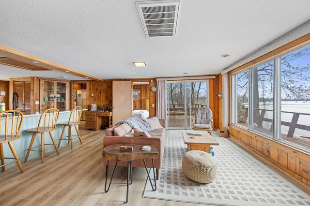 $474,999 | 46193 State Highway 47, Isle, MN 56342