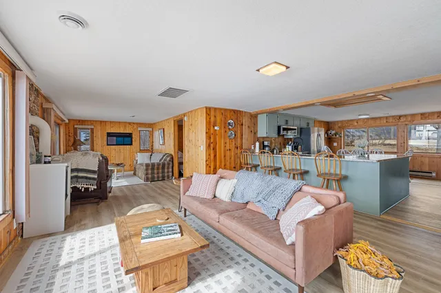 $474,999 | 46193 State Highway 47, Isle, MN 56342