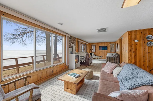 $474,999 | 46193 State Highway 47, Isle, MN 56342