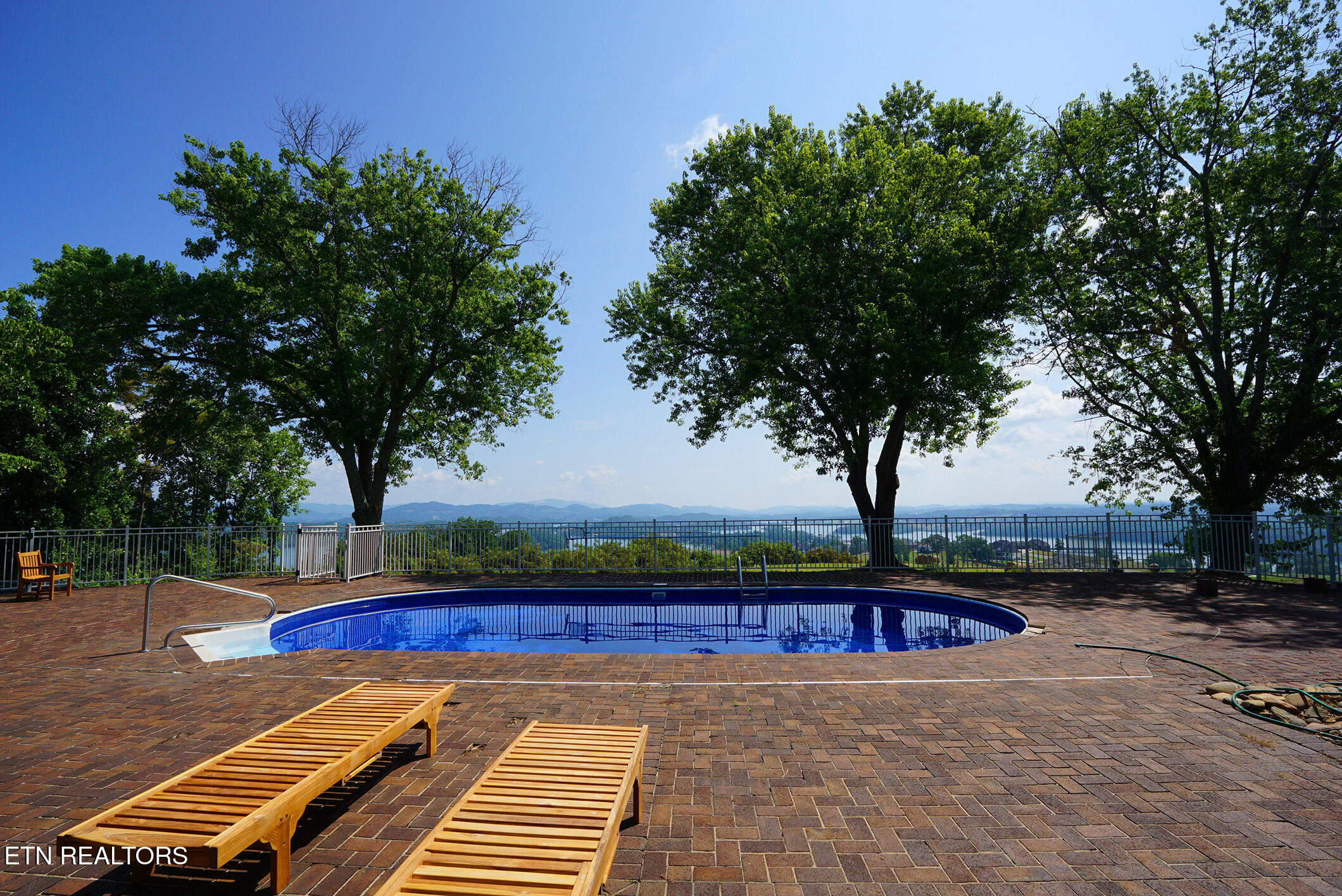 2429 Starboard Crest Road Morristown, TN 37814 - Photo 15 of 18 DSC01883 (Edit)