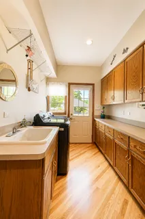 $1,299,900 | 6904 Irish Court, Darien, IL 60561
