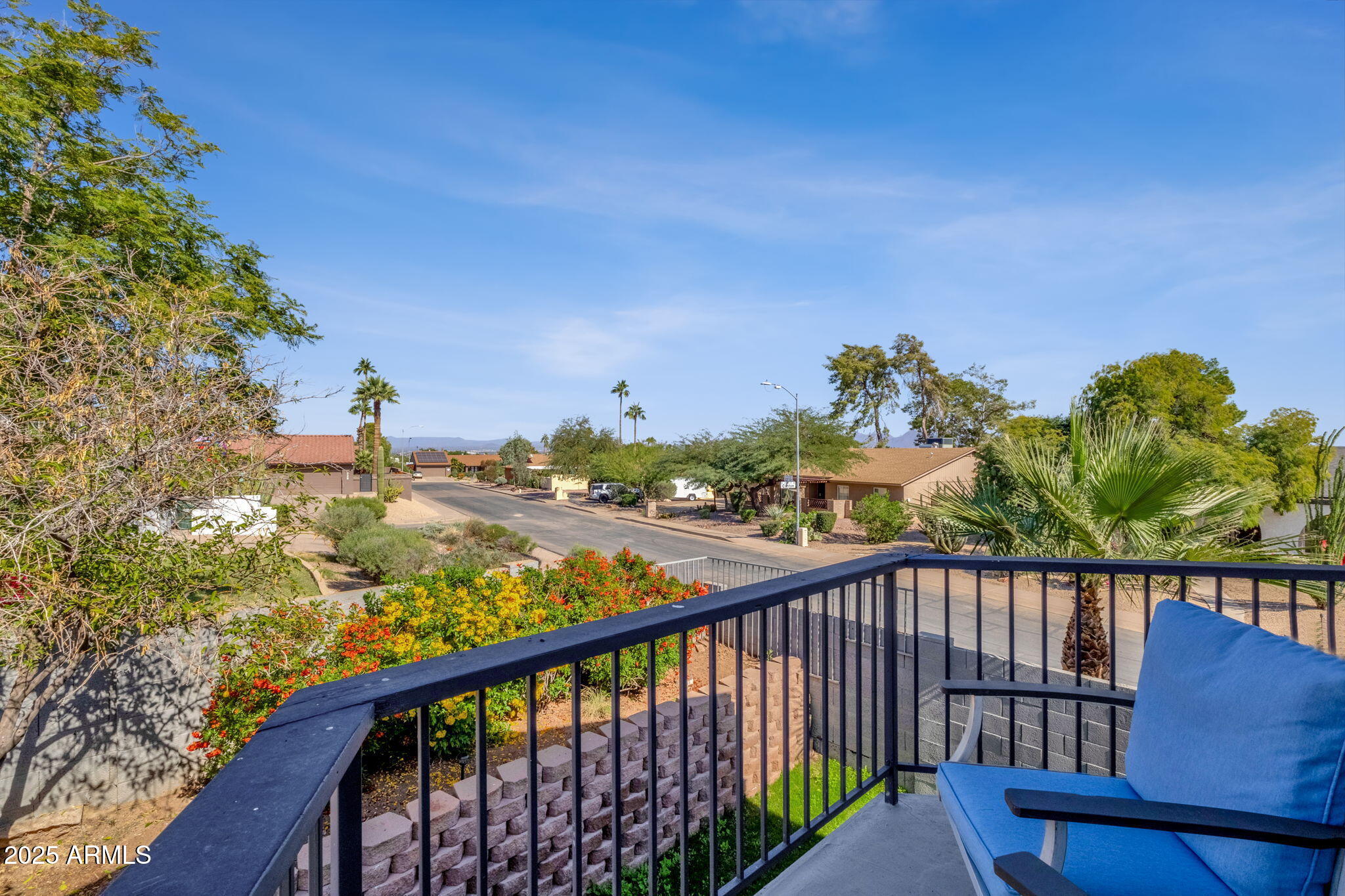 2276 East Mercer Lane Phoenix, AZ 85028 - Photo 41 of 61 40-web-or-mls-2276-e-mercer-ln