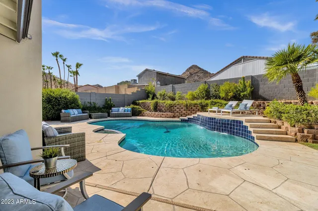 a vase of flowers sitting on a table