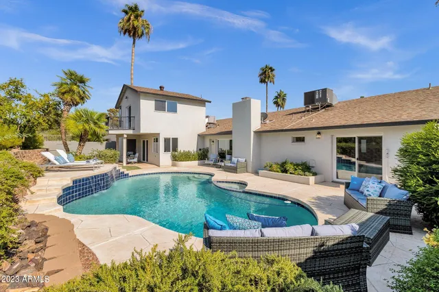 $1,079,000 | 2276 East Mercer Lane, Phoenix, AZ 85028