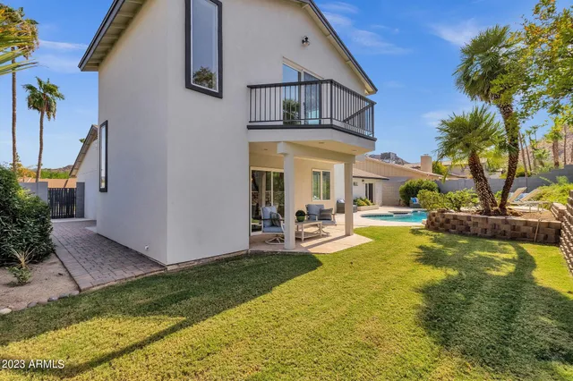 $1,079,000 | 2276 East Mercer Lane, Phoenix, AZ 85028