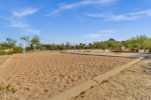 $1,079,000 | 2276 East Mercer Lane, Phoenix, AZ 85028