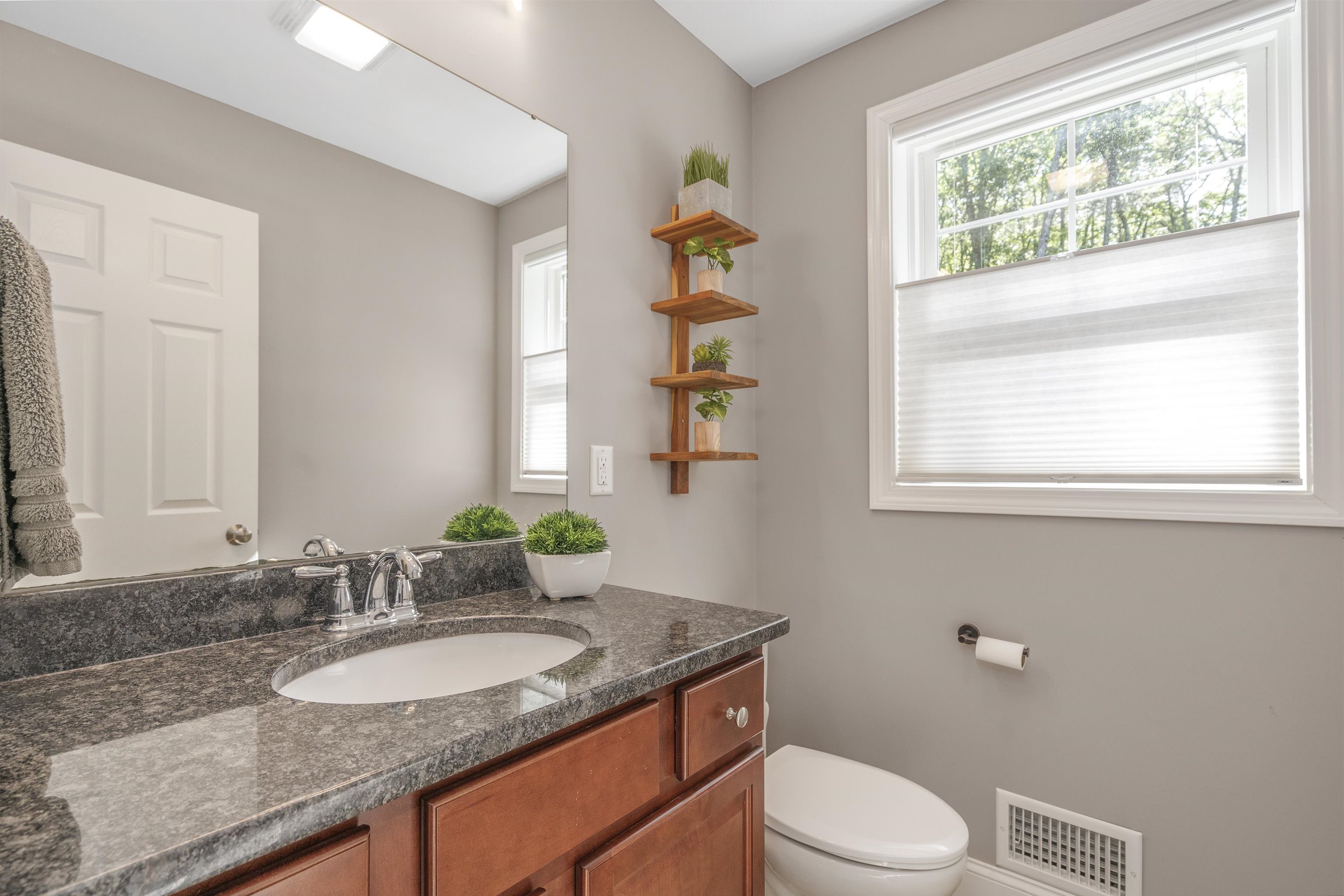 228 Mt Delight Road Deerfield, NH 03037 - Photo 12 of 34
