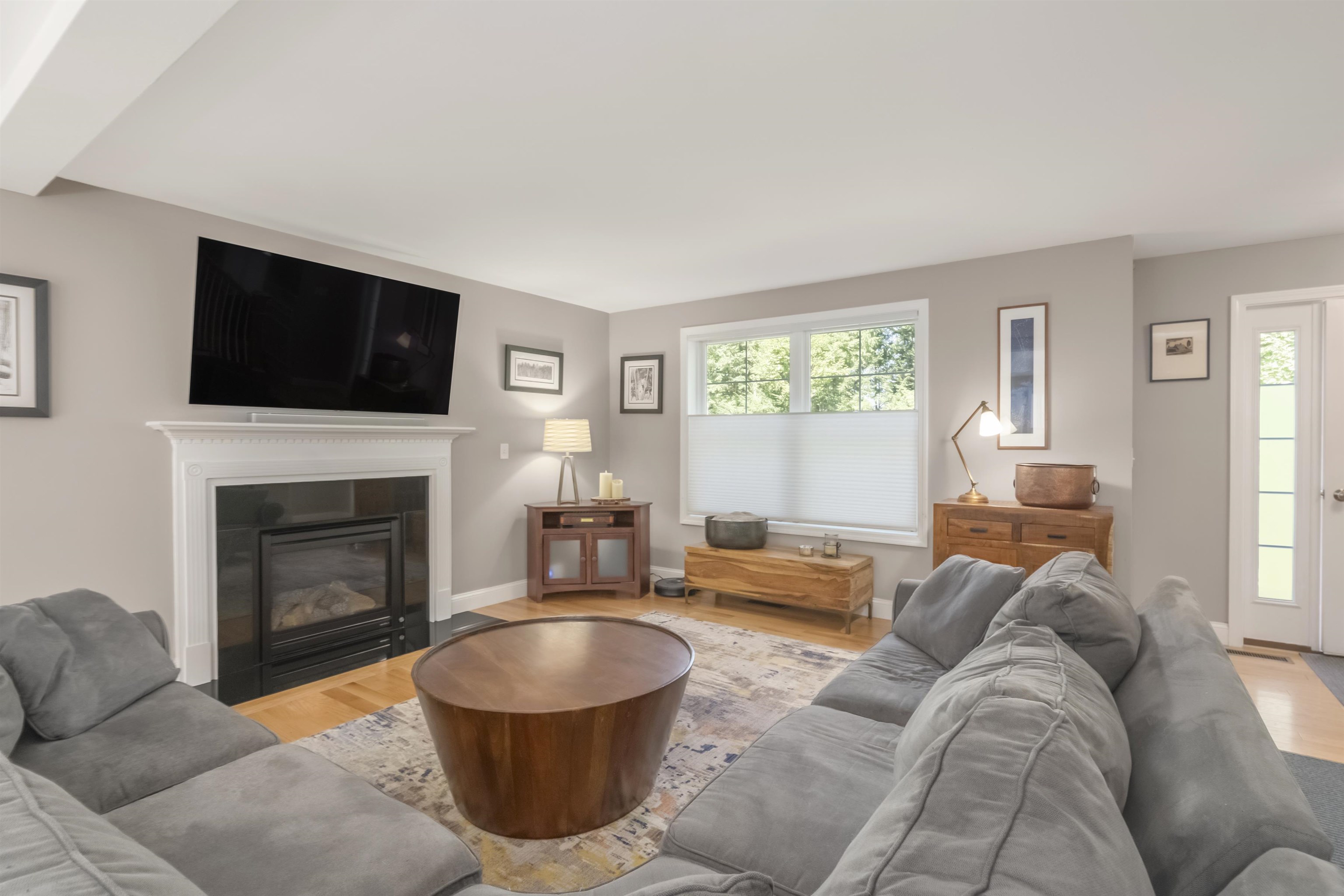 228 Mt Delight Road Deerfield, NH 03037 - Photo 4 of 34