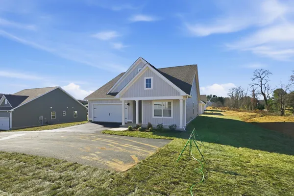 $439,990 | 261 Heather Lane, Staunton, VA 24401