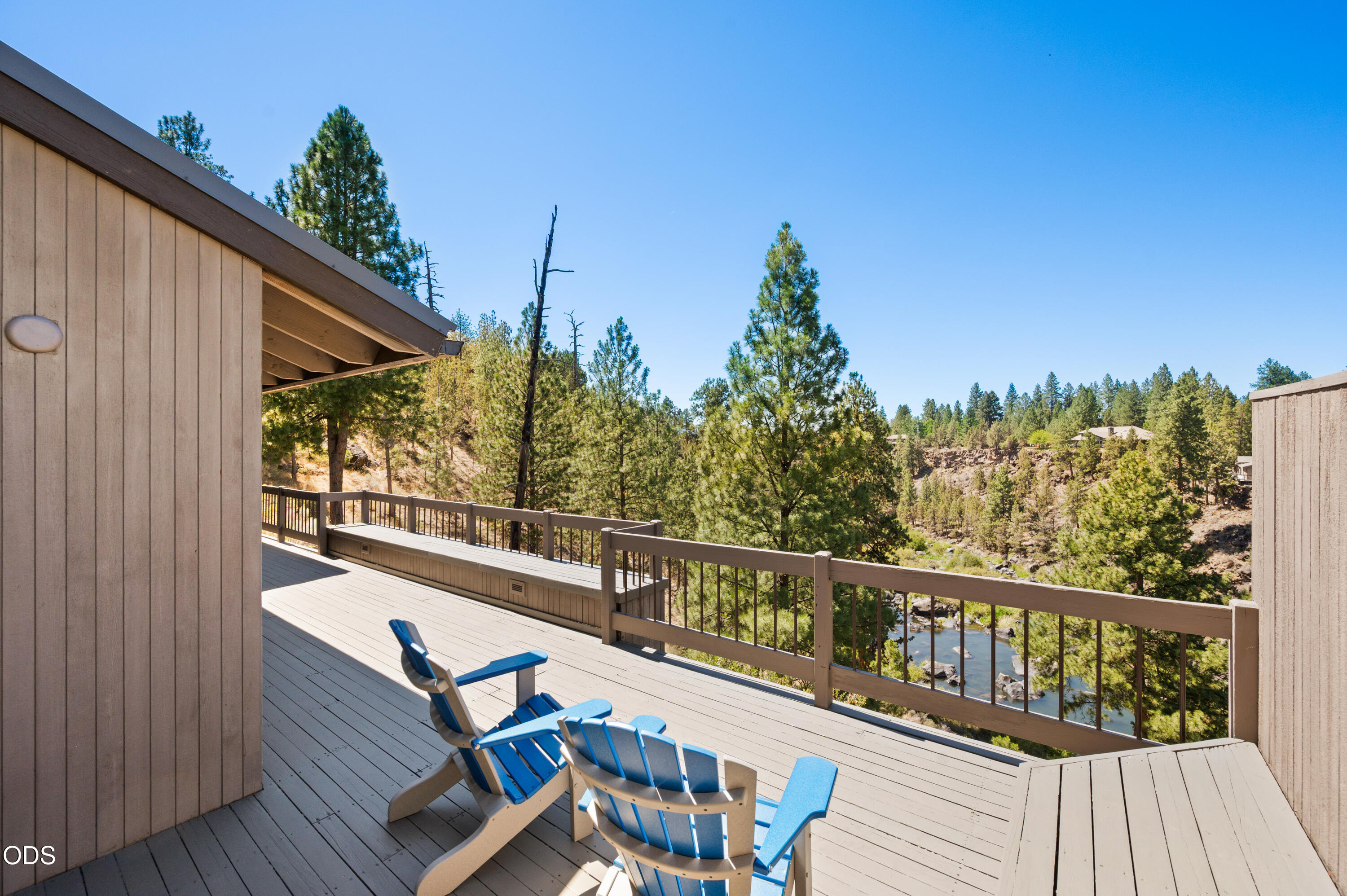 4211 Northwest Lower Village Road Bend, OR 97703 - Photo 48 of 58